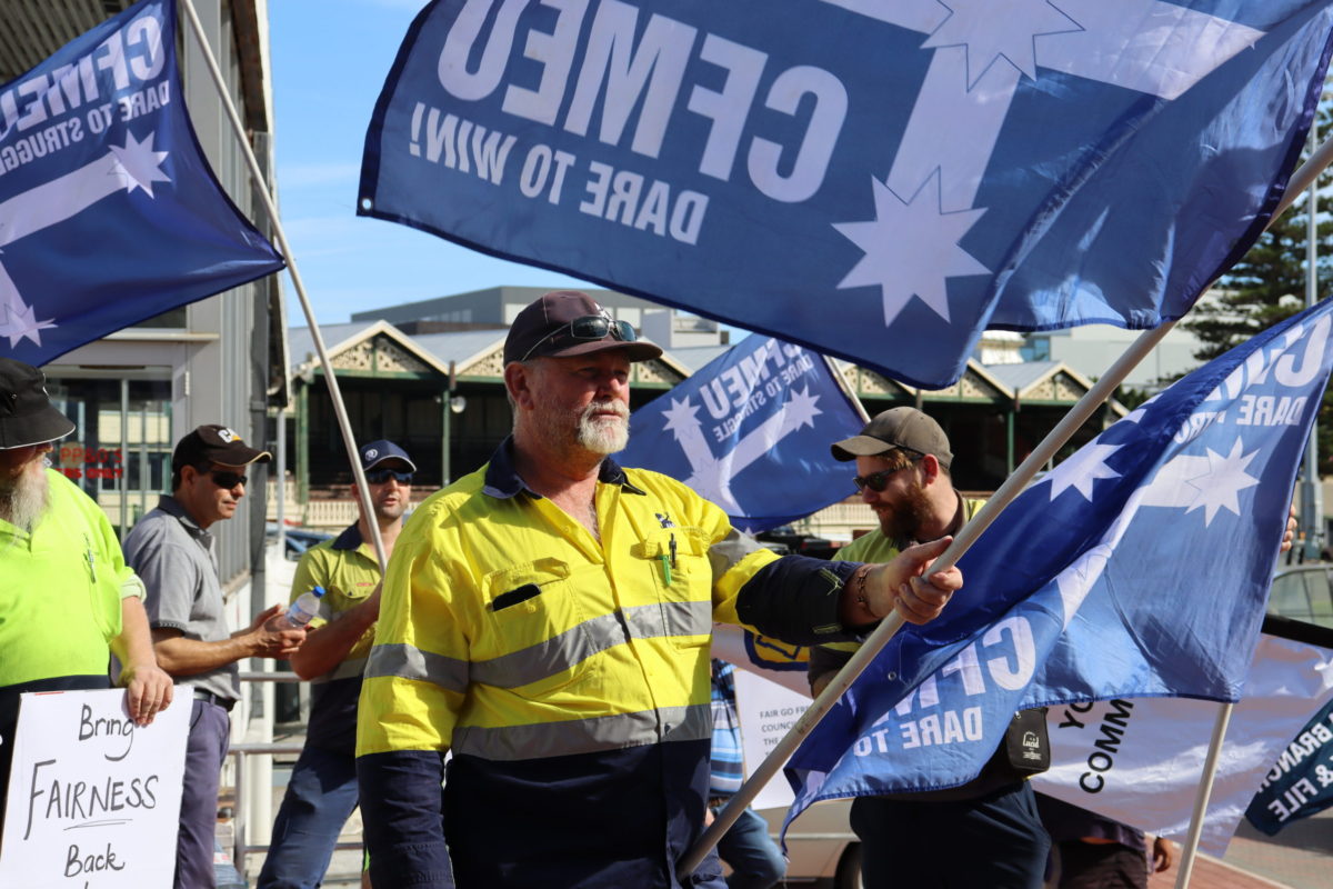 cfmeu eureka flag